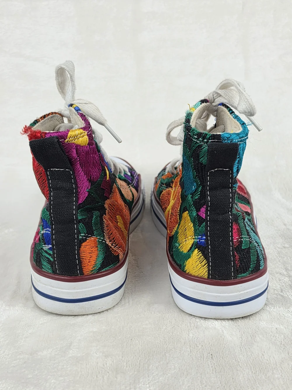 Hikal Bolom Embroidered High Top Sneakers Womens 7 Floral Mexican Artisan